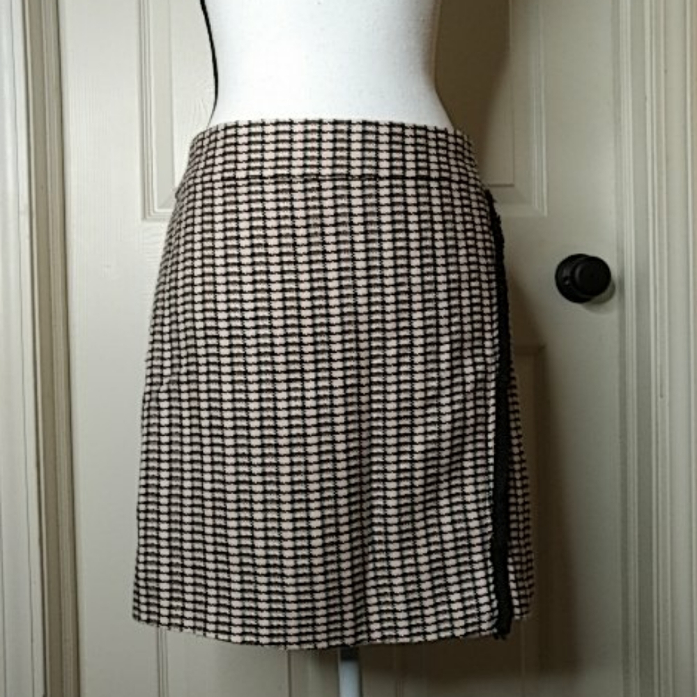 J. Crew Pink Black Patterned Mini Skirt Lined Sz 6